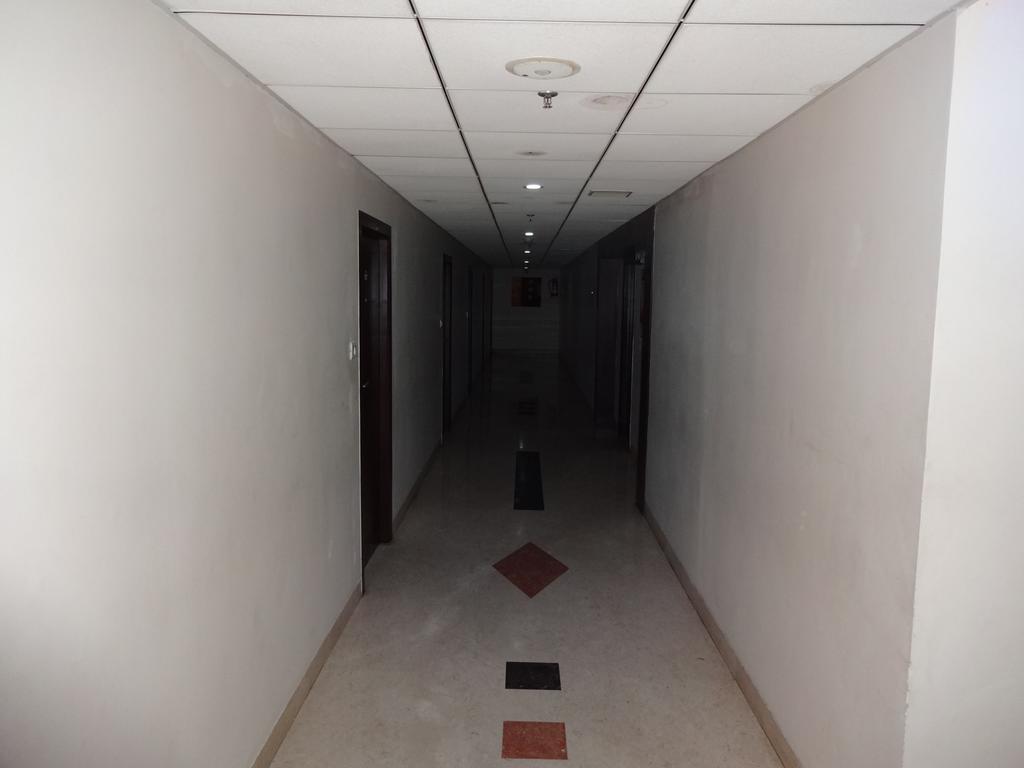 La Hospin Hotel Rājahmundry Room photo